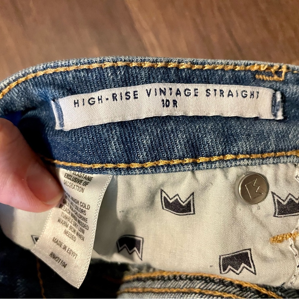 Crown & Ivy high rise vintage straight jeans size 10